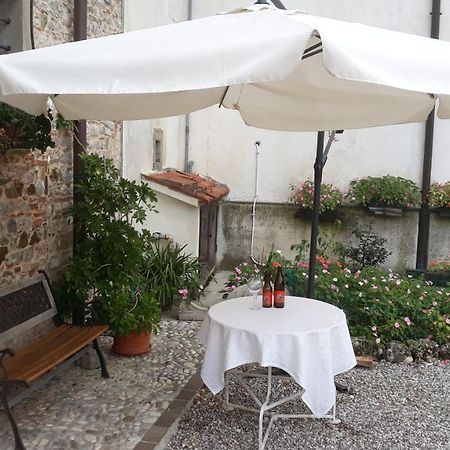Alloggio Agrituristico Conte Ottelio Pradamano Buitenkant foto