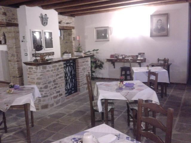 Alloggio Agrituristico Conte Ottelio Pradamano Buitenkant foto
